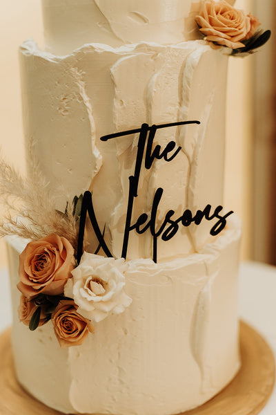 Deciding Between Real and Faux: The Art of Crafting Wedding Cakes