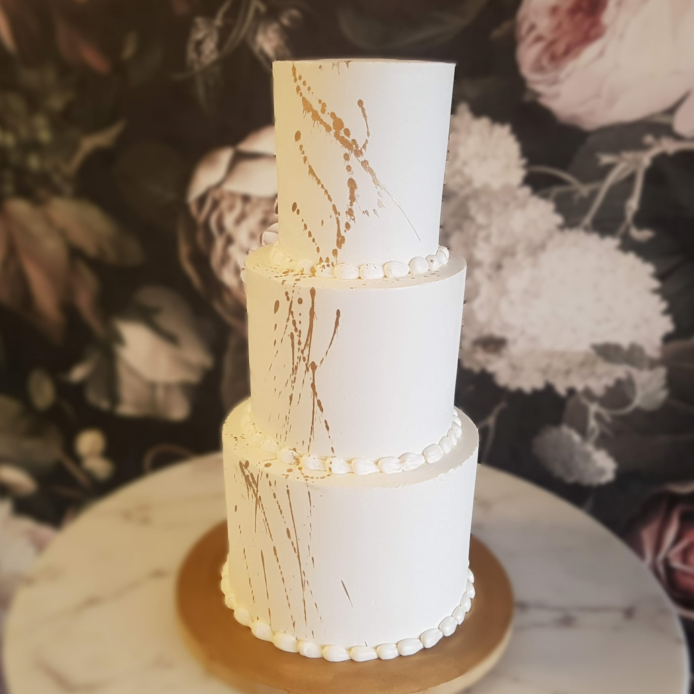 Gold Splash | Elegant Cake | Gift Cake