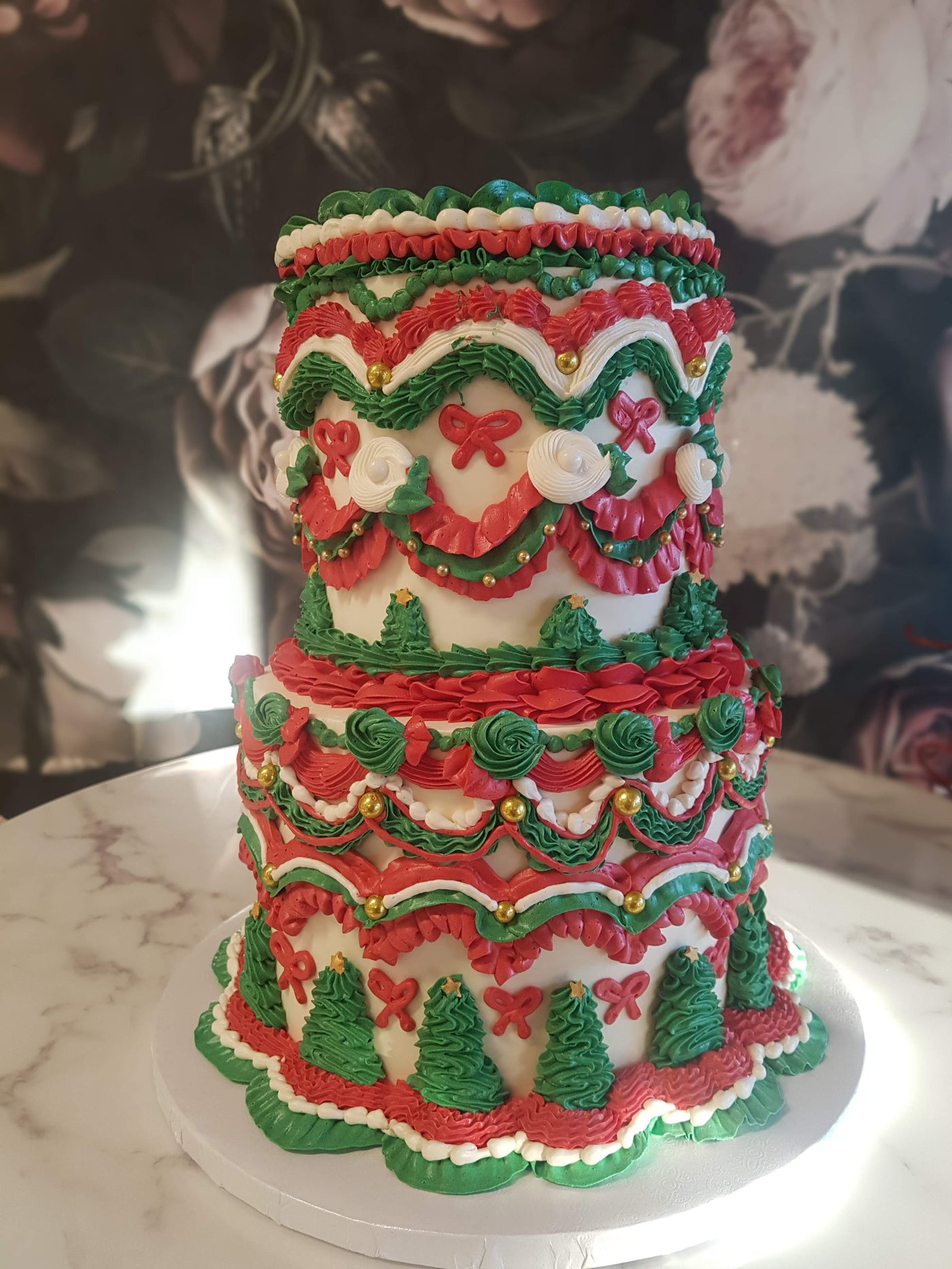 Christmas party cake, party city, las vegas christmas, Summerlin cakes, best cakes in las vegas, most voted cakes, most ordered cake, elite cakes