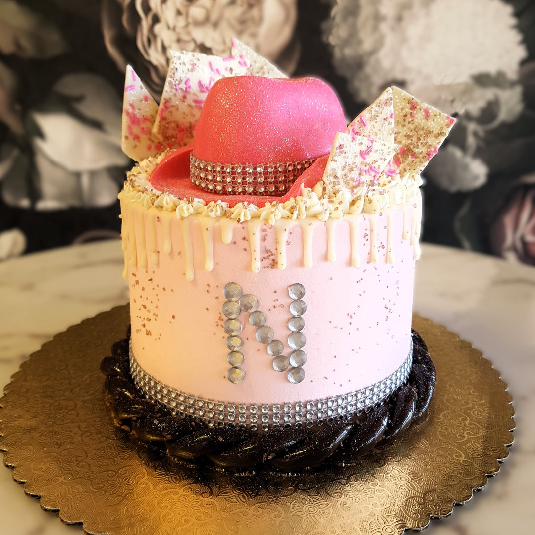 cowboy cake for girls, cake for ladies, cake delivery vegas, bakery near me, classic cake, cake for mom, cake for girlfriend, mom's birthday, rodeo