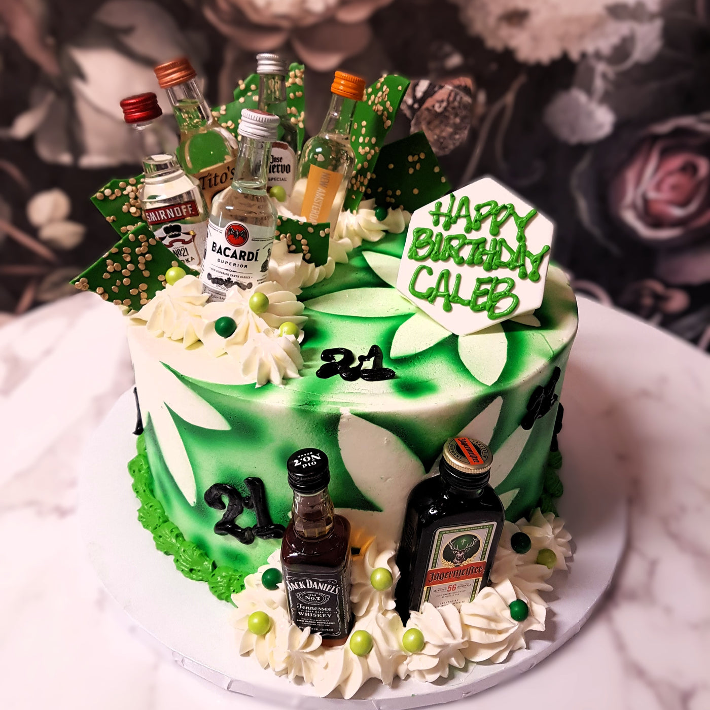 Mens debut cake, mens cake, bacardi, smirnoff, jack daniels, luxury cake, champagne party, cake delivery vegas, 21st birthday