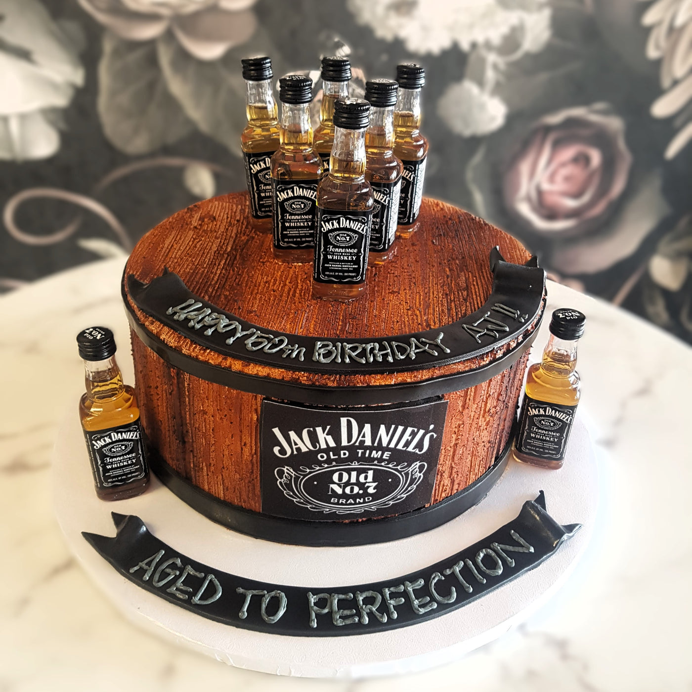 Whiskey cake, Jack Daniels cake, cake for men, mens birthday, cool cakes vegas, black and gold, cake delivery vegas