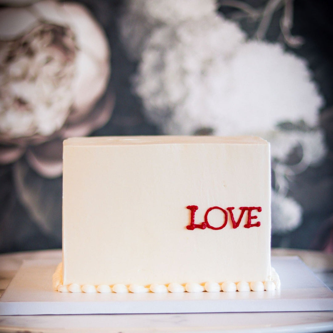 double love, square wedding cake, destination wedding, las vegas elopement, backyard wedding, intimate wedding