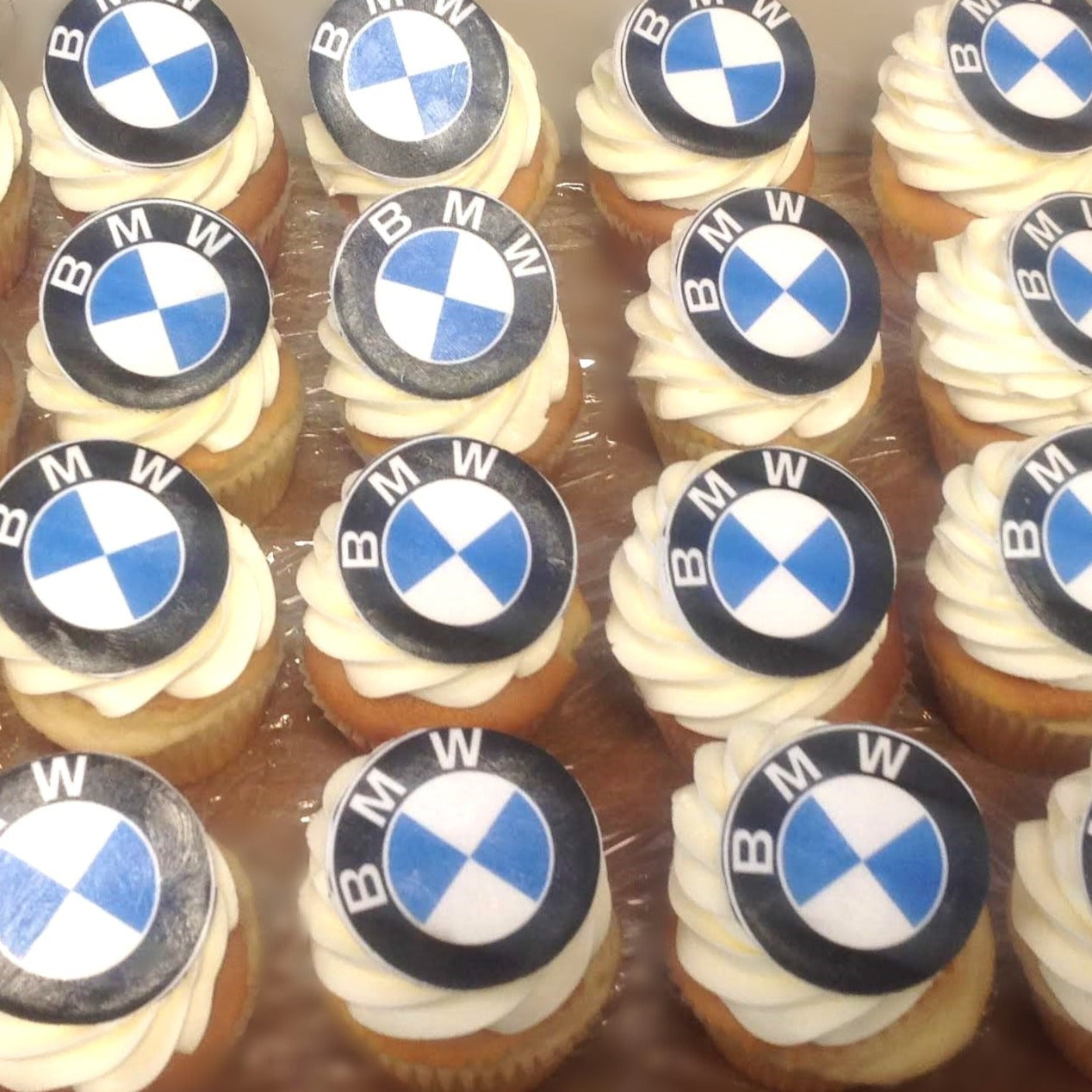BMW logo cupcakes, sports cars, car cupcakes, auto
