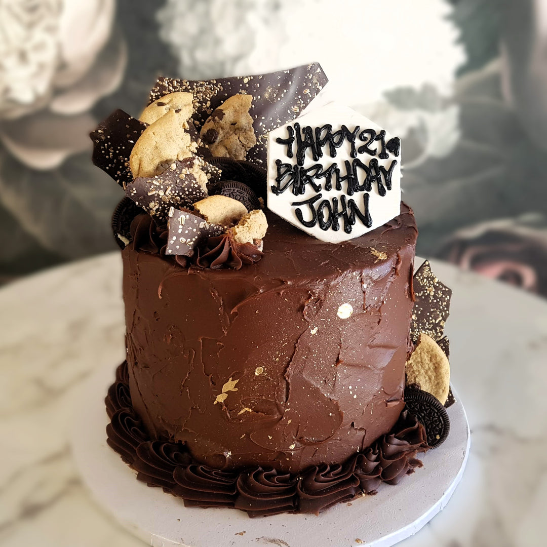 Fudge cake, fudge icing, mens cake, mens luxurious cake, mens classic cake, mens celebration, bakery near me, best cake las vegas, chocolate overload, chocolate cake