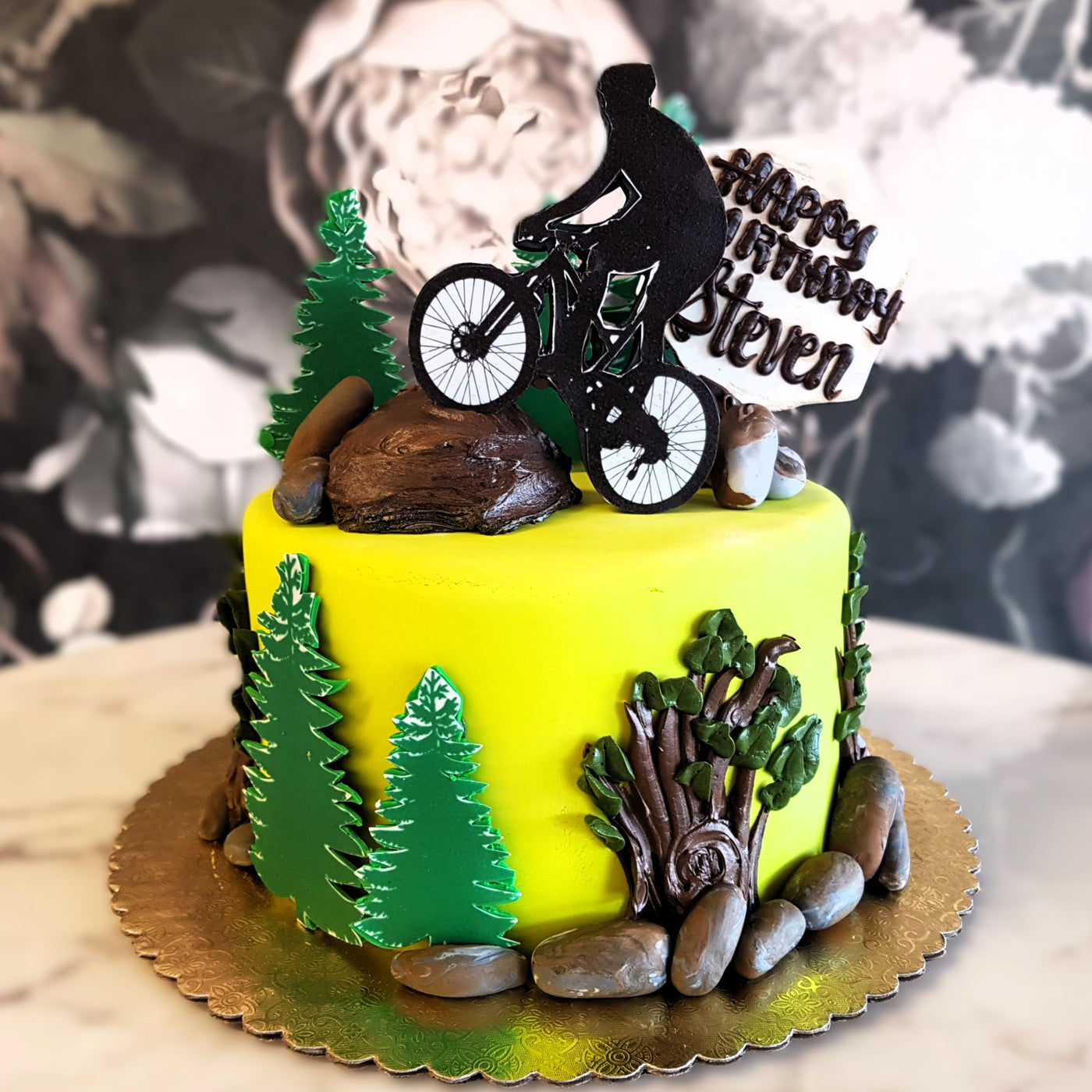 Cyclist Cake, Bicycle Fans, Mens Birthday, Mens Celebration, Sports cake, Bakery near me, Best cakes vegas
