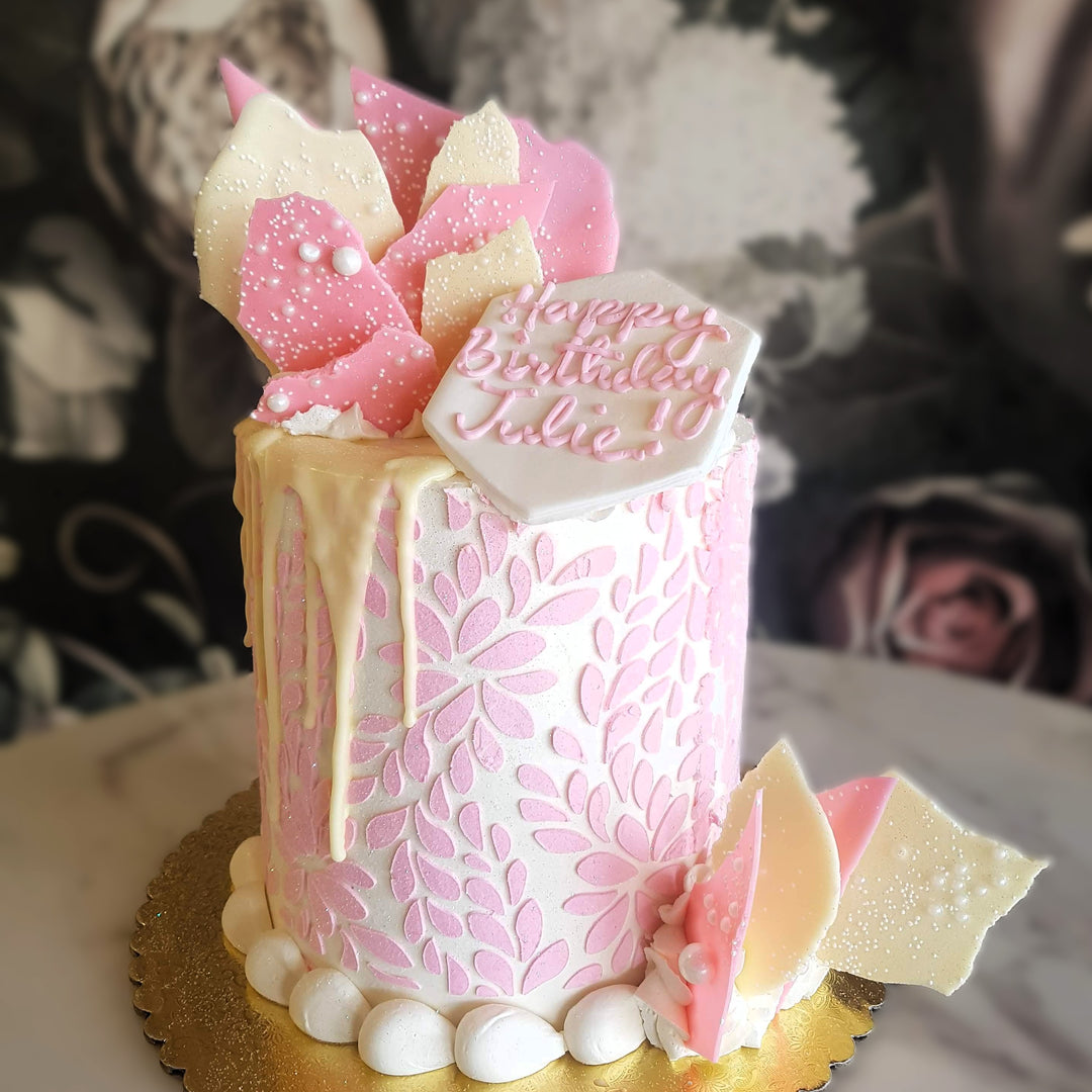 patterned cake, cake for girls, pink cake, cake for ladies, cake delivery vegas, bakery near me, classic cake, cake for mom, cake for girlfriend, mom's birthday, celebration cake