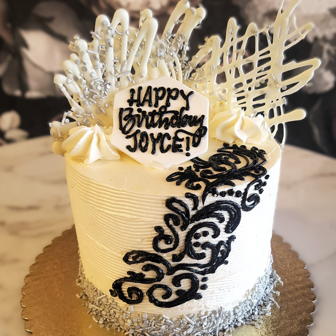 cake for girls, cake delivery vegas, bakery near me, April birthday, March birthday, classic cake, old lady cake, 50s women, 60th birthday, 65th birthday, mom's birthday 