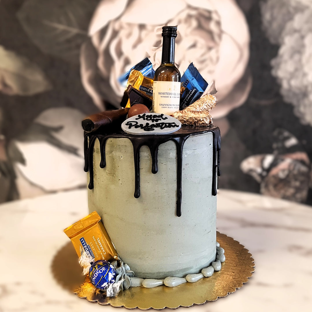 Mens cake, whitehall, sauvignon blanc, luxury cake, champagne party, cake delivery vegas, mens celebration, cake delivery vegas