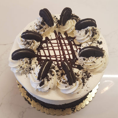 Chocolate Oreo Cake | Simple Birthday Cake | Dessert Cake Rolling In Dough Bakery 