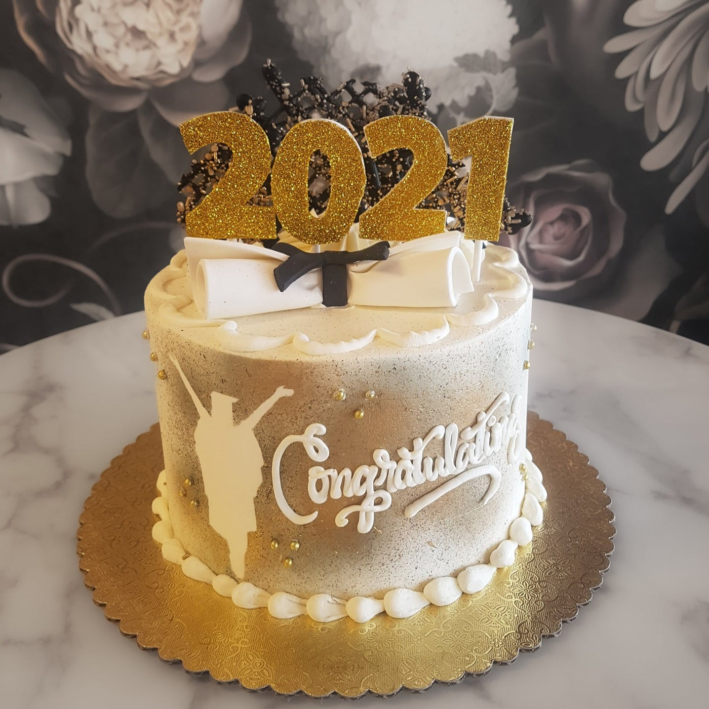 sparkly simple graduation cake diploma cake graduate 2022