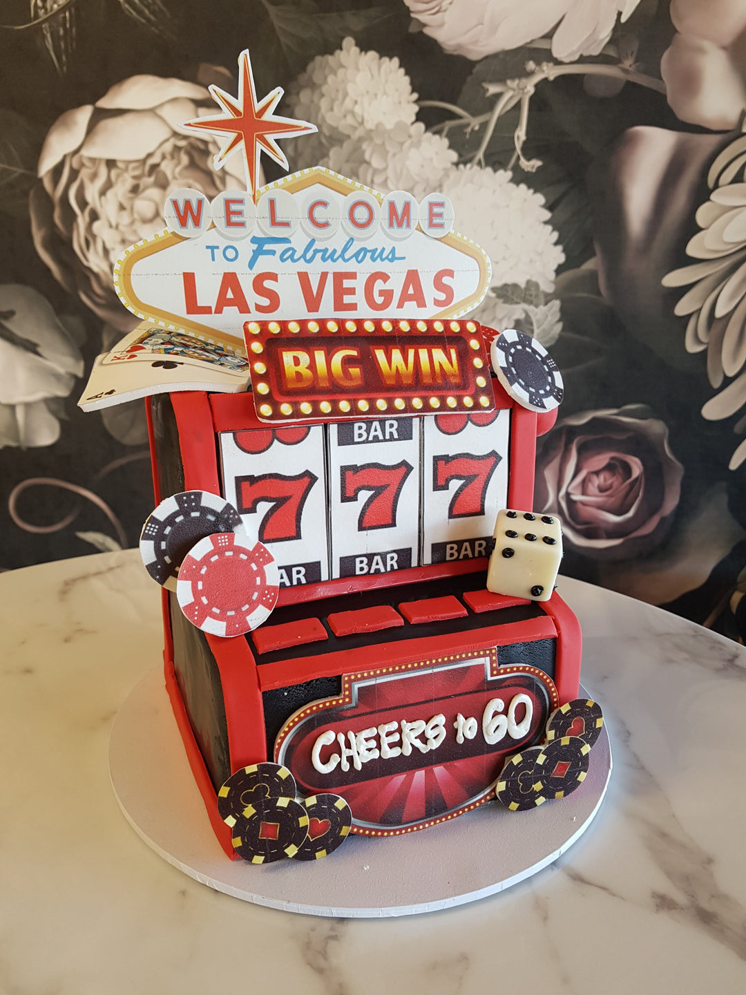 Big winner casino themed cake, winner cake, gambling cake, slot machine cake, las vegas cake