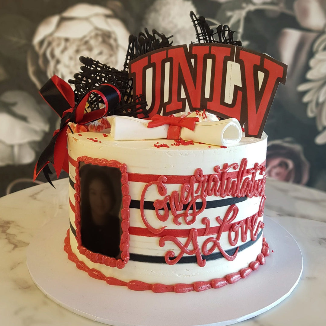 Grad cake, graduation, class of 2023, class of 2024, class of 2025, graduate, congratulations