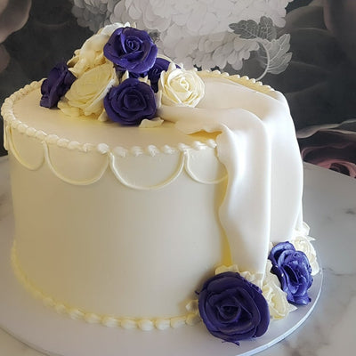 buttercream flowers, going to the chapel and were gonna get married, marry me?, proposal cake, powder blue wedding, sage green wedding 2025 bride, 2026 bride