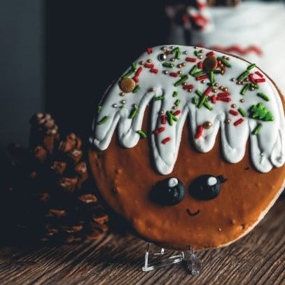 cute gingerbread man face cookie