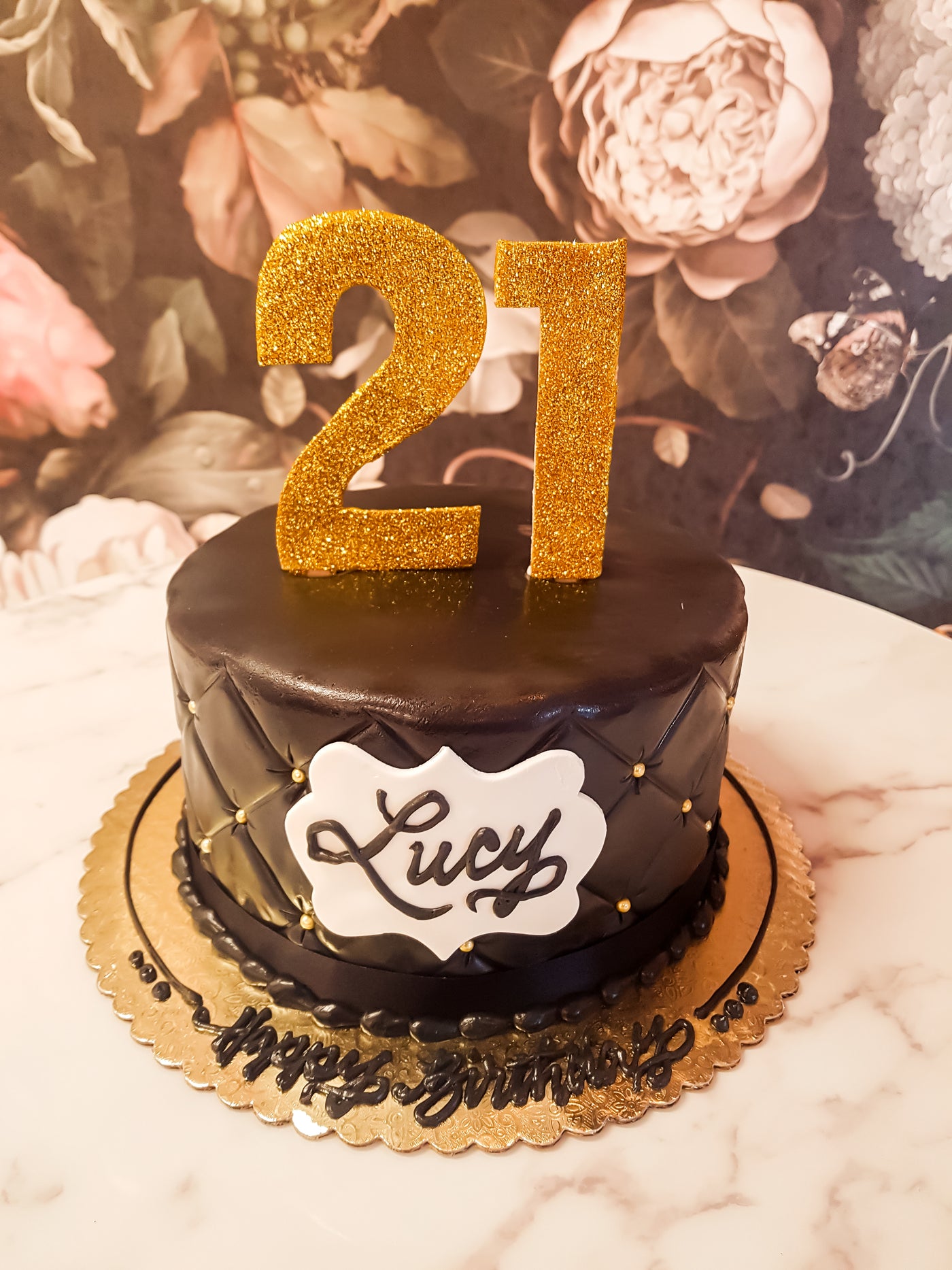 black cake girl cake black quilt cake sexy bestseller cake 21st birthday cake