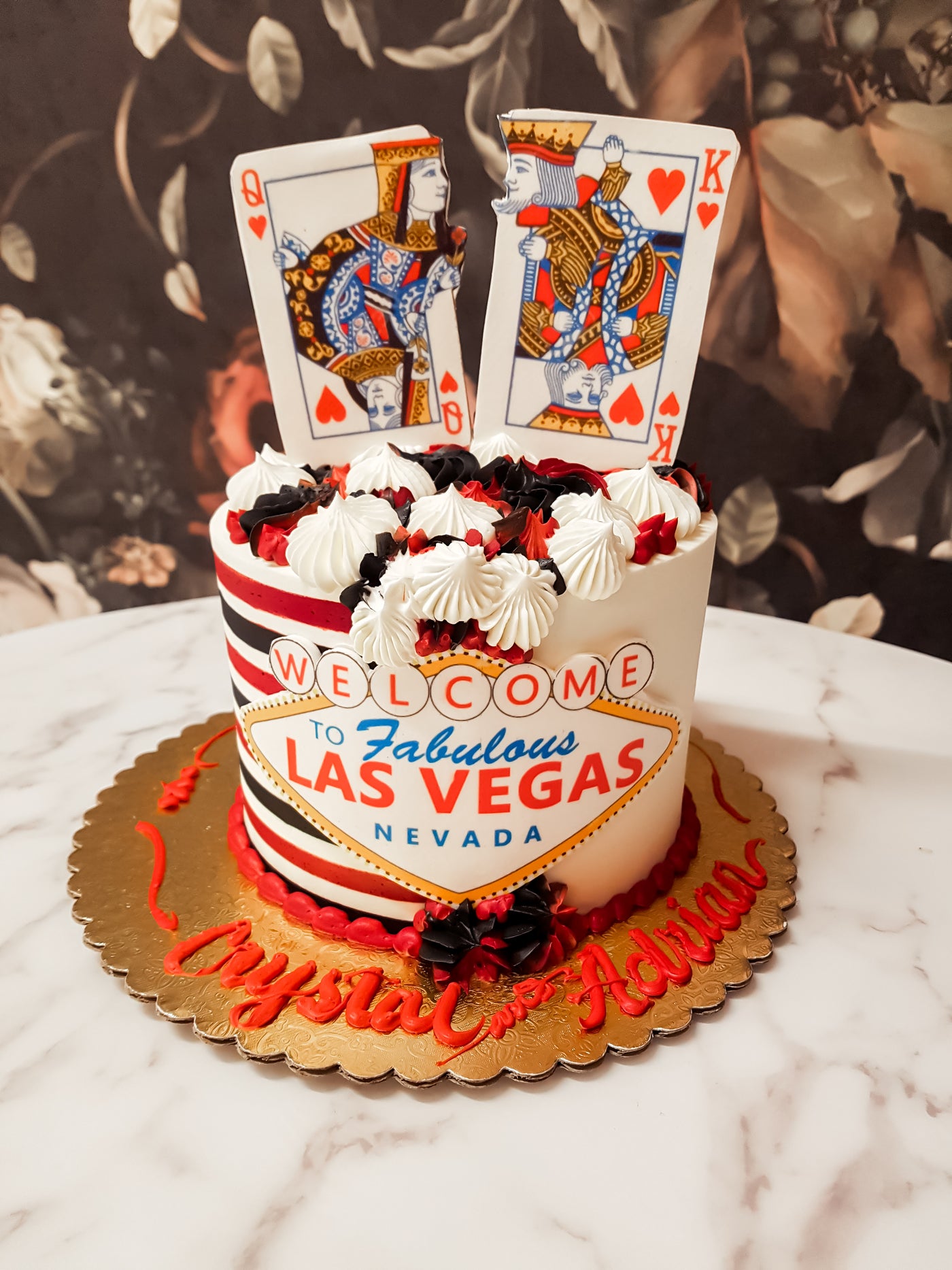 Vegas King and Queen | Bestseller | Elopement Cake